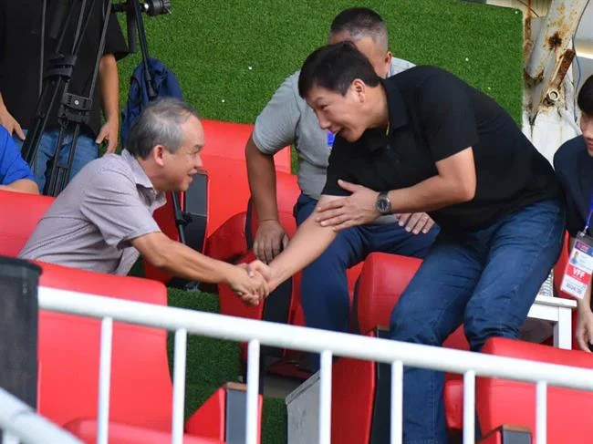Đá gà cựa sắt kịch tính